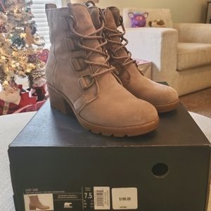 Sorel Cate Lace Boots
